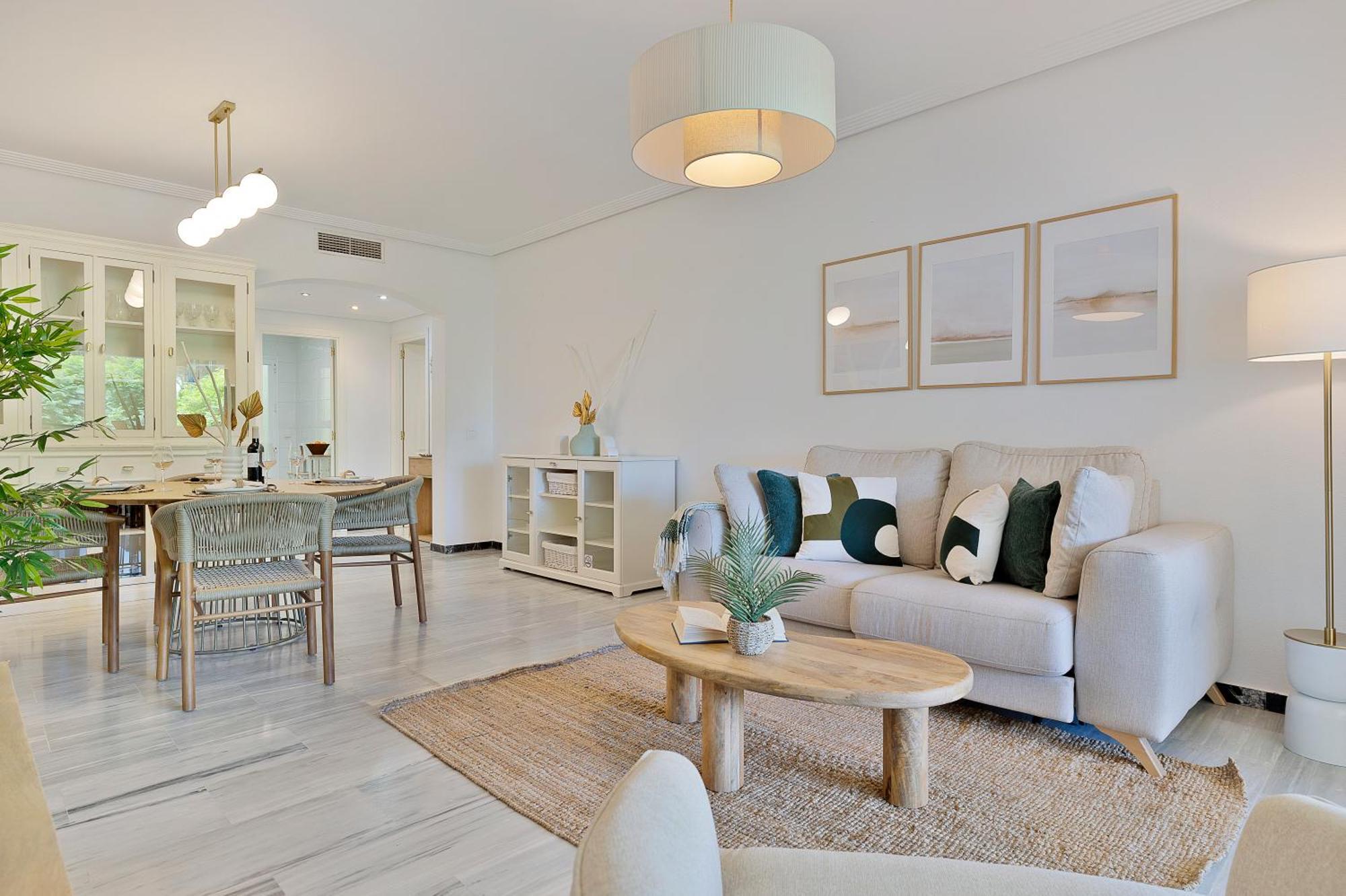 2 Bedroom Apartment In Medina Garden - Puerto Banus 马尔韦利亚 外观 照片