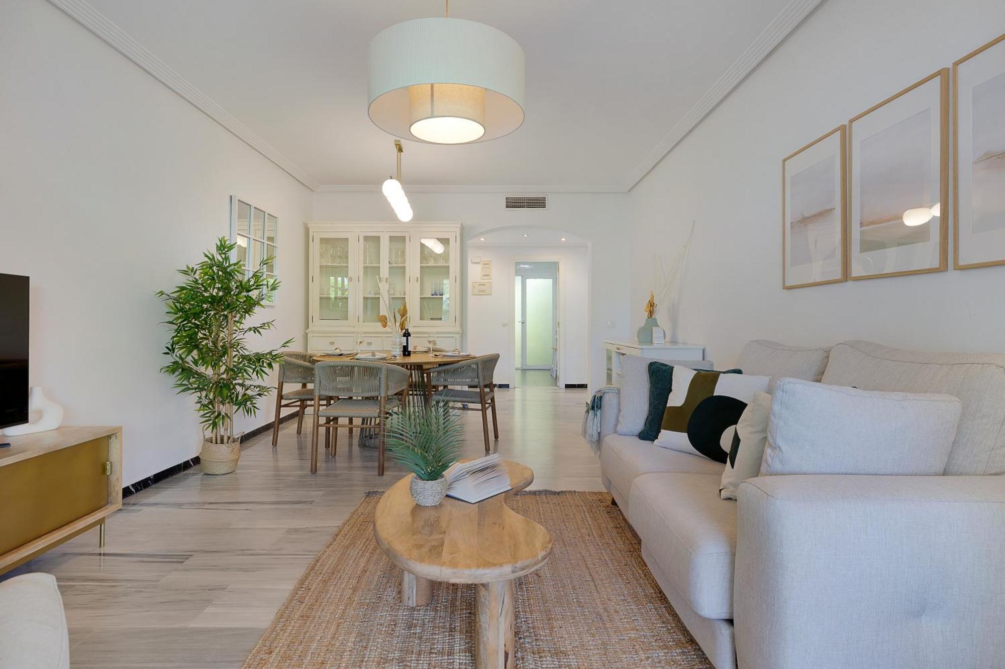 2 Bedroom Apartment In Medina Garden - Puerto Banus 马尔韦利亚 外观 照片